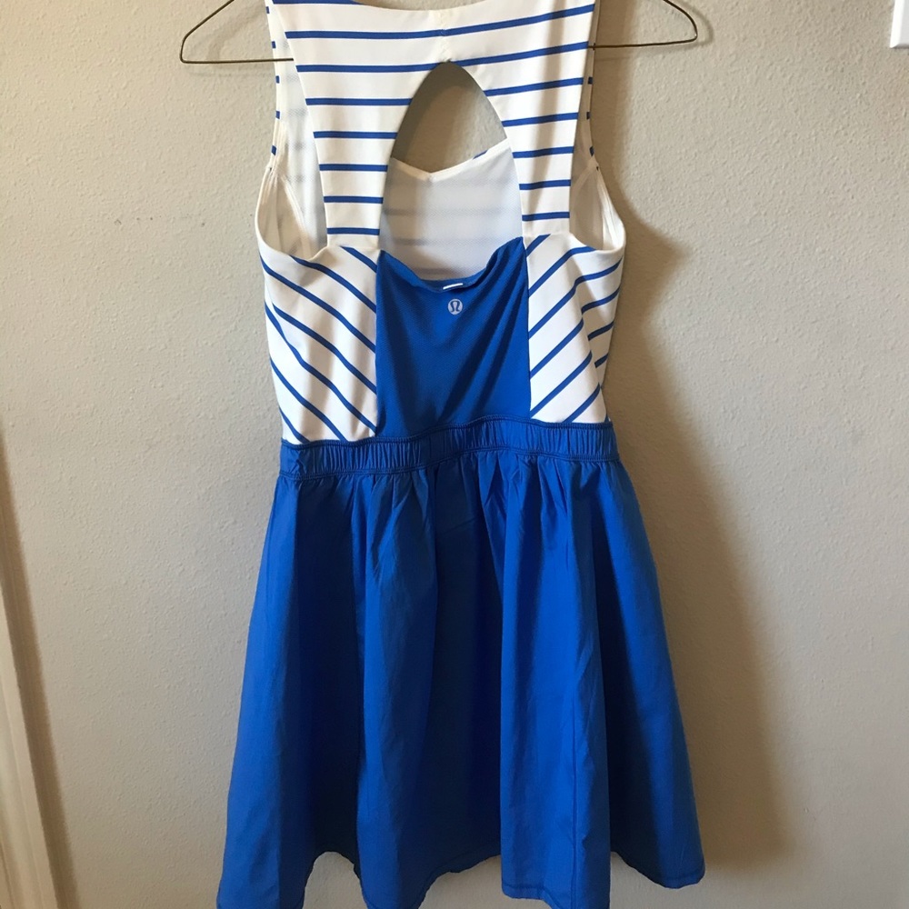 Lululemon blue and white dress